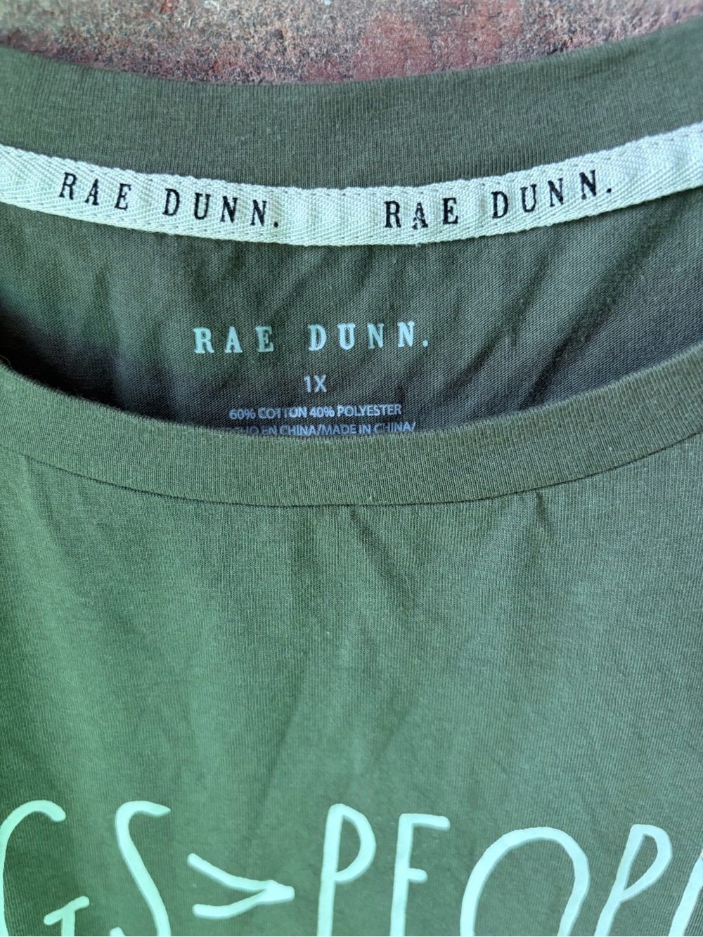 Rae Dunn Olive Green 'DOGS > PEOPLE.' Short Sleeve Tee size 1X - Picture 2 of 2